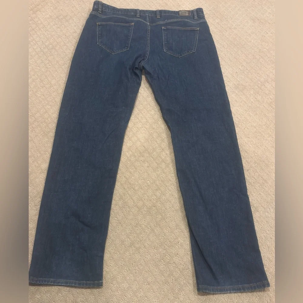 Men’s Peter Millar jeans size 38 waist - Picture 2 of 3